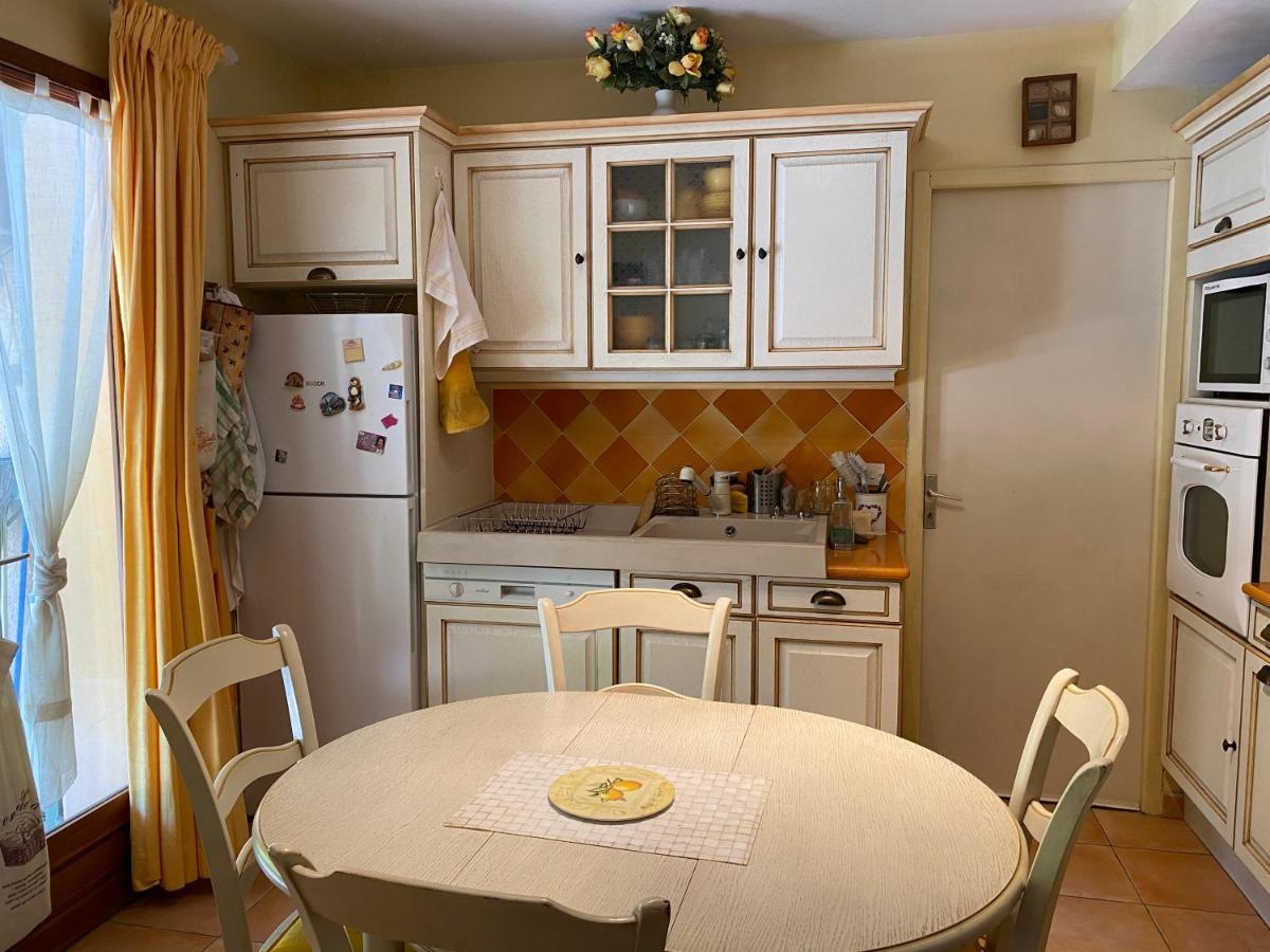 Maison Provencale En Campagne A Éguilles מראה חיצוני תמונה